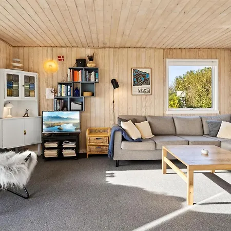 Vanna - 500m From The Sea By Interhome Holiday home *